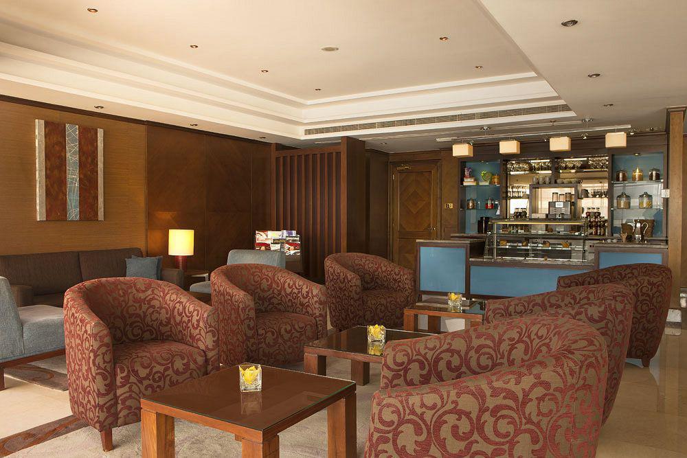 Jumeira Rotana - Dubai Restaurant foto